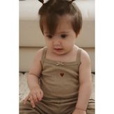 Kalp Nakışlı İp Askılı Bebek Body