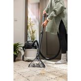 Kärcher Halı ve Koltuk Yıkama Makinesi, Karcher Se 5 1000W 4l Islak Kuru Vakumlu, Evcil Hayvanlı Evlerde Derin Hijyen ve Koku Kontrolü - Beyaz