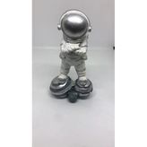 Lebson Dekoratif Polyester Beyaz Taş Üstünde Astronot