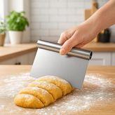 Lirazon Paslanmaz Çelik Hamur Kazıyıcı, Ergonomik Saplı, Çok Amaçlı Hamur Kesici ve Tezgah Temizleyici Mutfak Spatulası