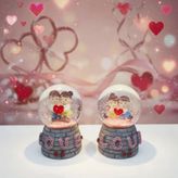 Love Tasarımlı Işıklı Mini Kar Küresi
