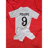 Modajur Mbappe 9 Real M. Beyaz Çocuk Alt Üst Şort Tişört Forma Takım