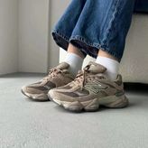 New Balance 9060 Mushroom Unisex Spor Ayakkabı