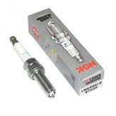 NGK LMAR9AI8 Iridium Buji
