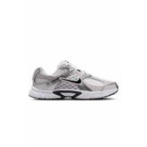 Nike V5 RNR HQ6411-100 Beyaz Çocuk Spor Ayakkabı