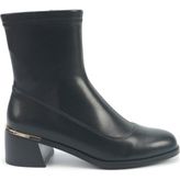 Nine West Strada 5PR Siyah Kadın Topuklu Bot