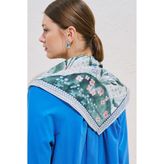 PAMUKLU DESENLİ KARE FULAR MITA
