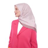 Pudra Halka Desen Monogram Eşarp