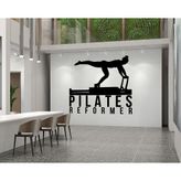 Reformer Pilates Salon Poster Duvar Kağıdı