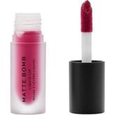 Revolution Matte Bomb Burgundy Star Likit Ruj