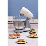 Smeg SMF04 Hamur Yoğurma Makinesi