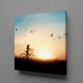 Technopa Bisiklet Süren Kız 100x100 cm Kanvas Tablo