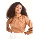 Yaka Detaylı Saten Bluz Camel
