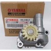 Yamaha YZF R25 MT25 ORJİNAL YAĞ POMPASI 1WD-E3300-01