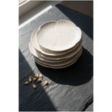 yeninesilevim 6'lı Beyaz Çiçek Görünümlü Porselen Pasta Tabağı Seti 20 cm