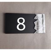 Yönline Mirror Series Kapı Numarası 8