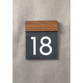 Yönline Wooden Serisi Minimal Kapı Numarası