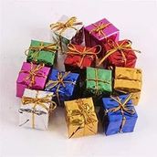 12 Adet Yılbaşı Ağacı Süsü Küçük Hediye Kutuları Asılı Süslemeler Mini Noel Folyo Kutuları El Yapımı Hediye Kutuları Noel Ağacı Süslemeleri Çeşitli Renkli