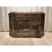 8 Köşeli Maraş 3D Oyma Çeyiz Sandığı-Ceviz - 95 X 50 X 61 - Açık Ceviz