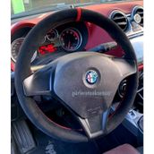 Alfa Romeo Dikmeli Direksiyon Kılıfı Alkantra Kırmızı Yüzüklü