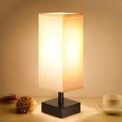 Aooshine Yatak Odası için Küçük Masa Lambası - Komidin için Başucu Lambaları, Minimalist Gece Standı Işık Lambası, Kare Kumaş Gölgeli Lamba, Çocuk Odası, Oturma Odası, Ofis Yurdu için Masa Okuma Lambası