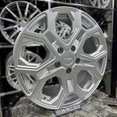 Arceo LT-2 5x120 18 inç Silver Jant