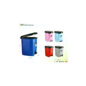 Ark 1580 20 lt Plastik Pedallı Çöp Kovası