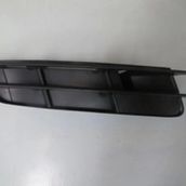Audi Q7 2006-2012 Sağ Siyah Ön Tampon Panjuru