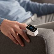 Braun Pulse Oksimetre Cihazı - Siyah - Beyaz