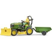 Bruder BR62104 John Deere Çim Biçme Traktörü ve Bahçıvan