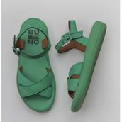 Bueno Shoes 01WY2301 Yeşil Koyu Deri Kadın Düz Sandalet