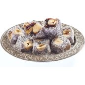 Can kardeşler kuruyemiş Hindistan Cevizli, Siyah Üzümlü, Fındıklı Mini Lokum 250 G - 250 gr