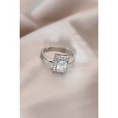 Clariss Ayarlamalı Silver Renk Metal Zirkon ve Kristal Taşlı Dikdörtgen Model Yüzük