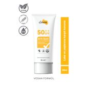 Clooe Vegan Glutensiz Leke Karşıtı SPF50 50 ml Güneş Kremi