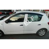 Dacia Sandero 2008 Mugen Cam Rüzgarlığı