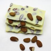 Dark Brown 750 gr Bademli Beyaz Beyoğlu Çikolatası