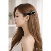 Darya DD62 Siyah Kadife Taşlı Oval Saç Tokası – Vintage K-Beauty Stil