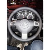 Dikişli Direksiyon Kılıfı Damarlı Noktalı Deri Siyah Dikişli Opel Astra Için