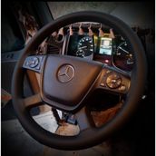 Dikişli Direksiyon Kılıfı Siyah Deri Siyah Dikişli Yeni Mercedes Kamyon Tır Için