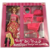 Efe Sweet Girl Gardroplu Oyuncak Bebek
