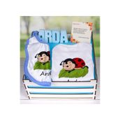 Ejoya Ahşap Sandıkta Kişiye Özel Zıbın Önlük ve Taş Isimlik Bebek Hediye Seti 109448