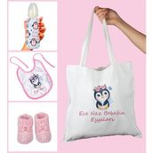 Ejoya Bebeklere Özel Çantasında Kişiye Özel Biberon Önlük ve Patik Bebek Hediye Seti 109818