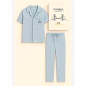 Erkek Boğaz Köprüsü Desenli Kutulu Pijama Takımı Mavi