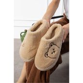 FootFrenzy Ayıcık Nakışlı Kadın Yumuşak Peluş Içi Tüylü Çeyiz Bohça Gelin Ev Terliği