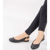 Fox Shoes 9726105209 Siyah Kadın Sandalet