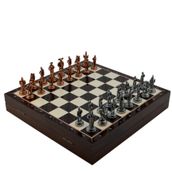 Gift Home Orta Boy Metal İspanyol 36x36x6 cm Satranç Takımı Antik ve Ceviz Desenli Sandıklı MDF Tahtası
