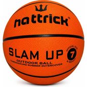 Hattrick Basketbol Topu No:7 C7 Dış Saha Kullanımı İçin Uzun Ömürlü Kauçuk Malzeme - 7 Numara