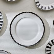 Karaca Damalı Porselen 22 cm Servis Tabağı