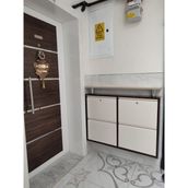 Kaser Kahve Krem 2+2 Kapaklı Kilitli Metal Ayakkabılık - Beyaz