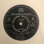 Kupa Dörtlüsü- Kupa Dörtlüsüile Oynayalım - Mini Album - Orijinal Dönem Baskı 45'lik Plak